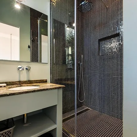 Apartment Spotlight Keyweek Stunning & Spacious In Heart Of Town *