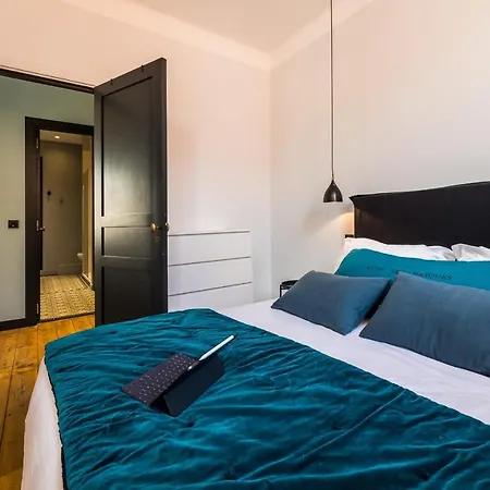 Apartment Spotlight Keyweek Stunning & Spacious In Heart Of Town Biarritz