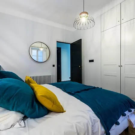 Apartment Spotlight Keyweek Stunning & Spacious In Heart Of Town Biarritz